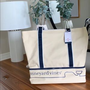 NWT Vineyard Vines for Target Whale Line Beach Bag